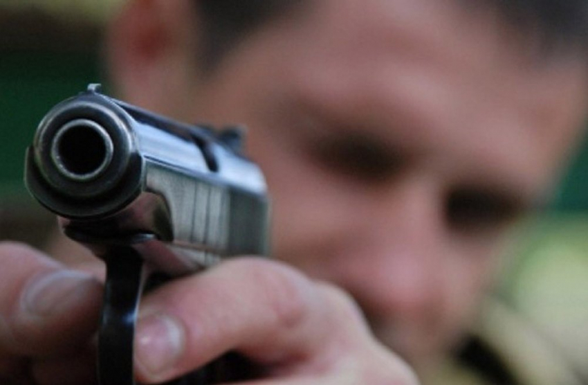 Установлена личность открывшего стрельбу по прохожим в Аксайском районе 