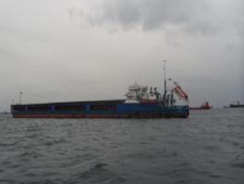 Судно из Таганрога «Волго-Дон 203» во время шторма выбросило у турецкого берега