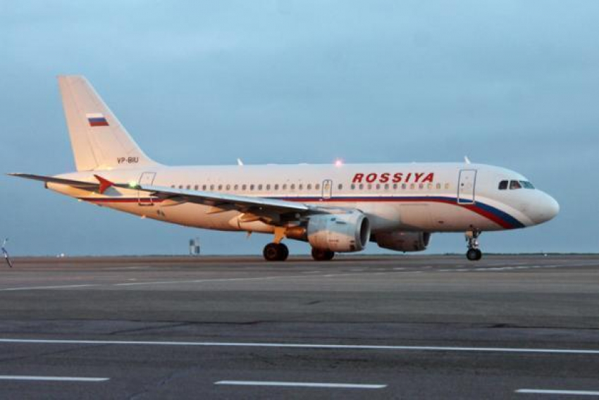 В ростовском аэропорту незапланированную посадку совершил самолет из Петербурга