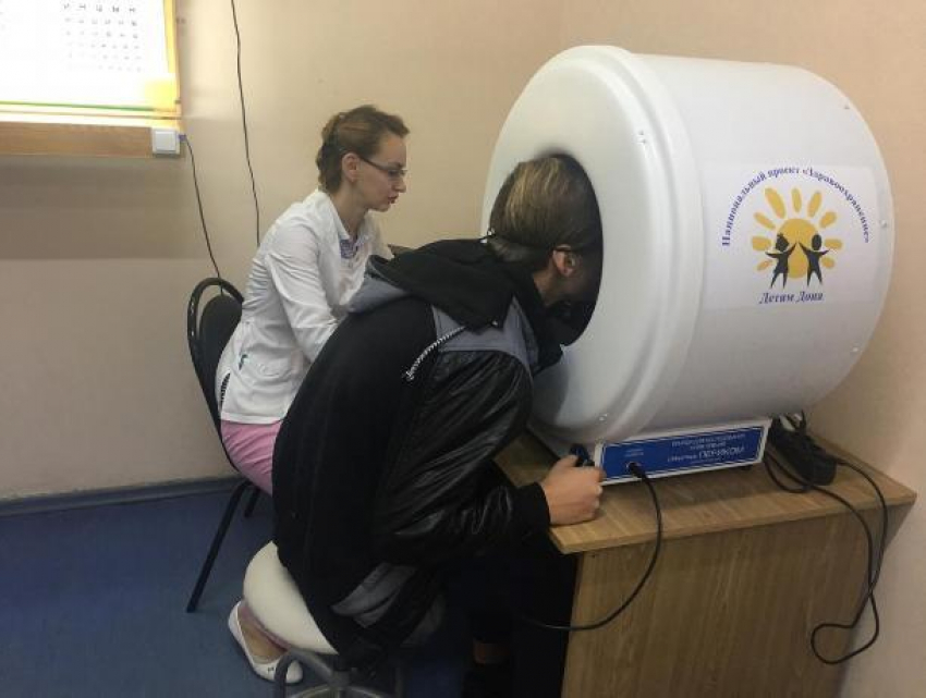 Поликлиника ОДКБ РО в рамках нацпроекта получила лор-комбайн и целый ряд аппаратов для офтальмологических кабинетов