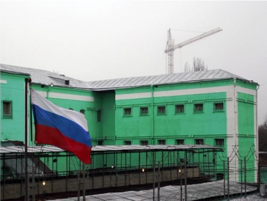 Адвокат умер при общении с подзащитным в ростовском СИЗО