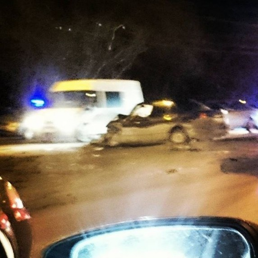 В Ростове виновник ДТП скрылся с места происшествия 