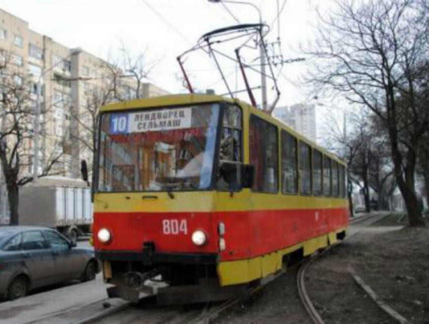 «Блудная» трамвайная остановка вернется на законное место на проспекте Шолохова в Ростове