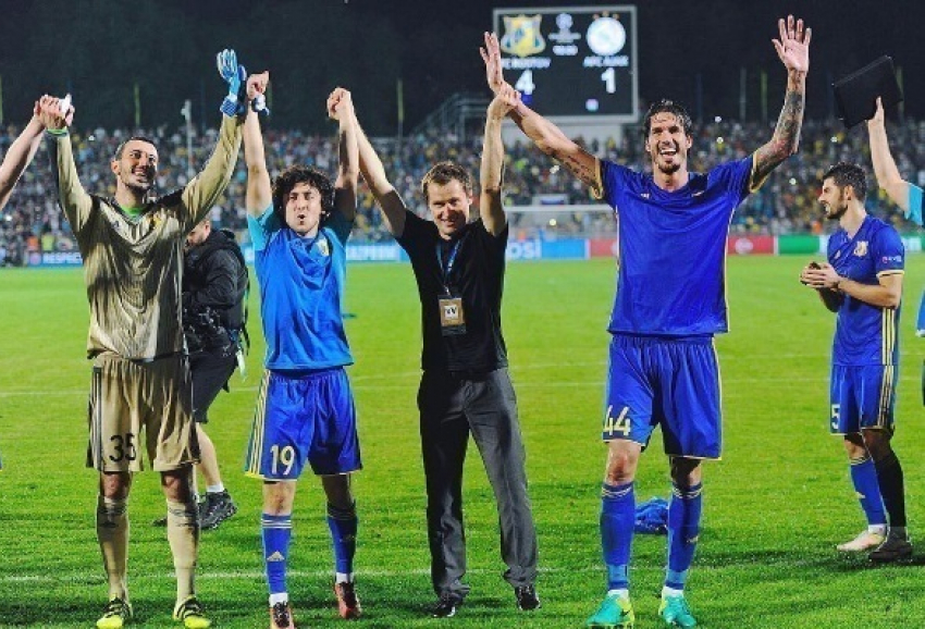 Почти 40 миллионов рублей ФК «Ростова» попали под арест