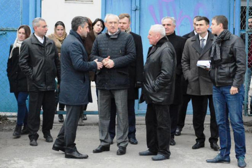 Рынок возле стадиона «Локомотив» в Ростове будет работать до конца года 