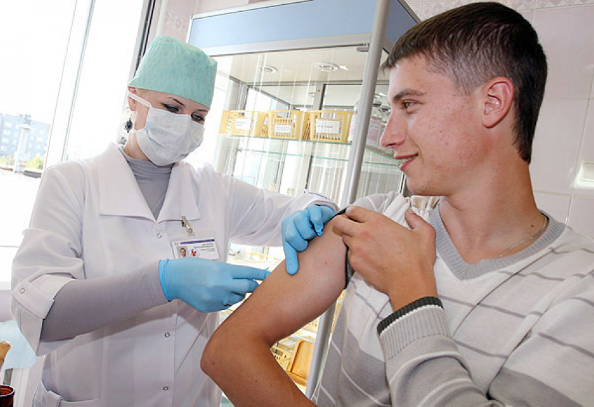 Меньше 10% населения Дона привили от гриппа