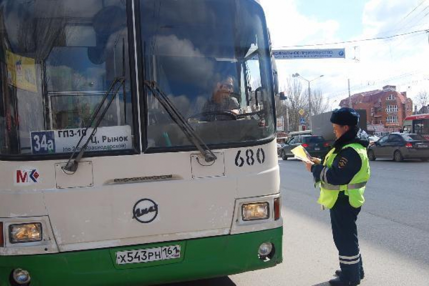 Более сотни автобусов Ростовской области работали с нарушениями