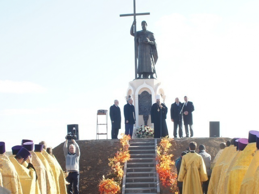 Памятник святителю Руси появился в Батайске