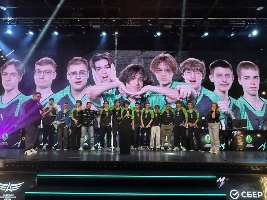 Лицей из Ростова-на-Дону вновь стал лучшим в российском киберспорте