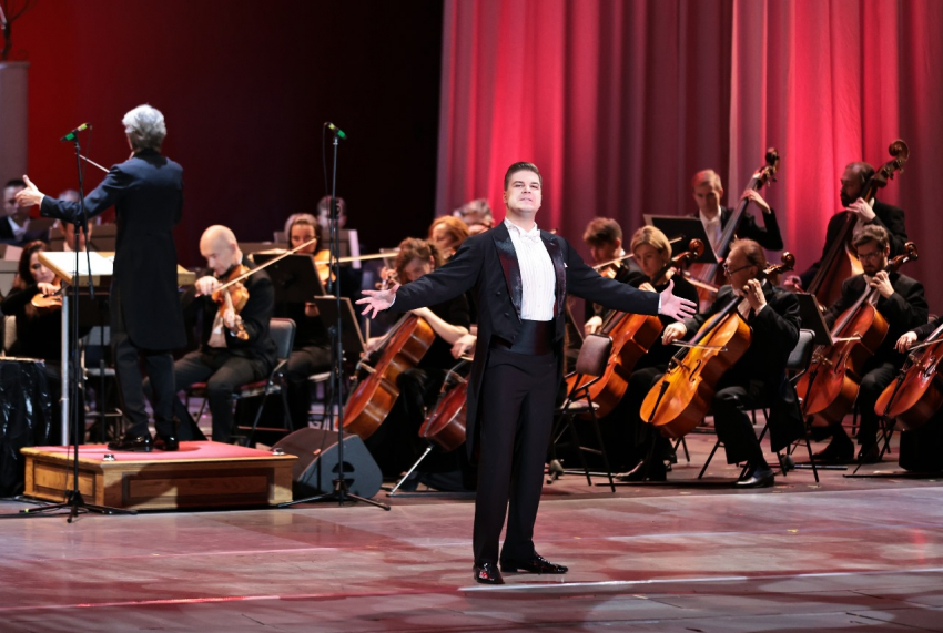 Ведущие артисты выступят для ростовчан в Международный день оперы