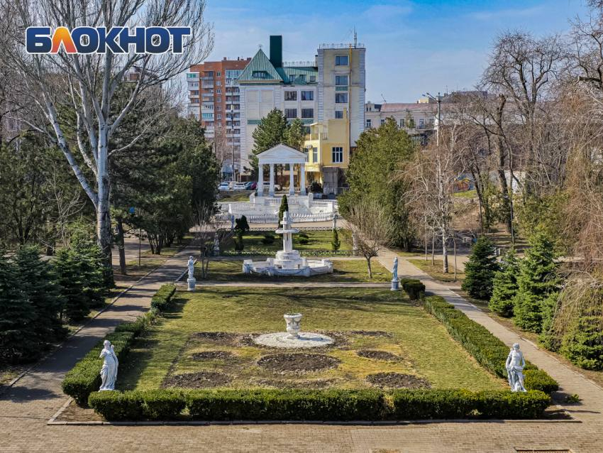 В Ростове парк Горького могут лишить памятника установления Советской власти при реконструкции