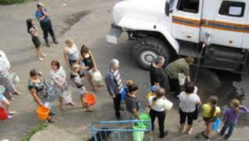 Более 35 тысяч дончан остались без воды в Ростовской области