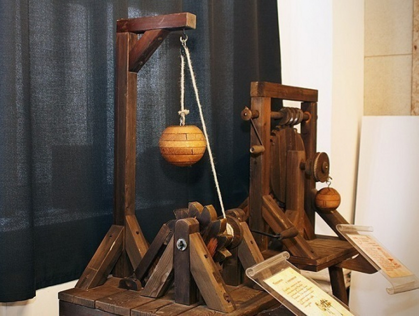 Выставка механизмов по проектам гениального Леонардо да Винчи открылась в Ростове