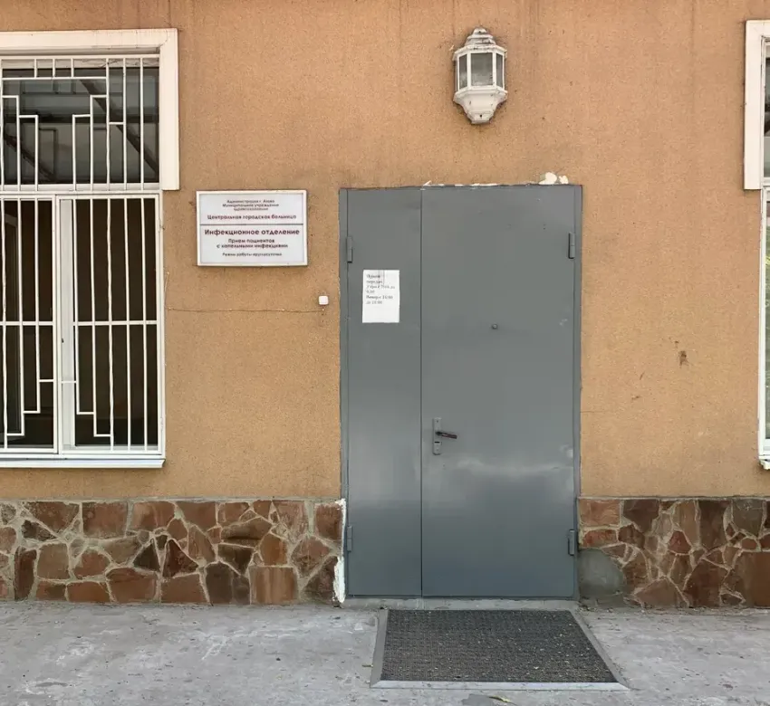 Школьница заразилась ВИЧ и гепатитом С после лечения в горбольнице Азова