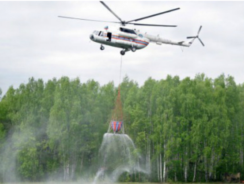 Три вертолета Ми-8 вылетели из Ростова тушить пожар в Крыму