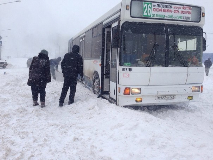 В Ростове на маршруты вышло только 55 процентов общественного транспорта