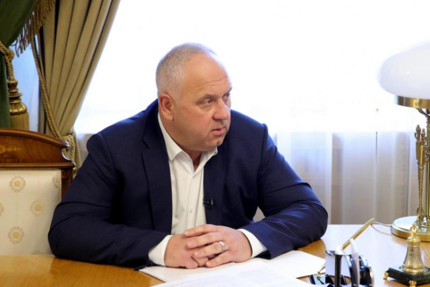 Голубев уволил своего заместителя по транспорту Владимира Окунева