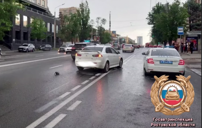 В центре Ростова иномарка сбила 14-летнего пешехода