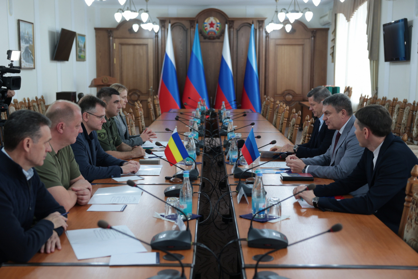 Юрий Слюсарь встретился с главой ЛНР в Луганске 