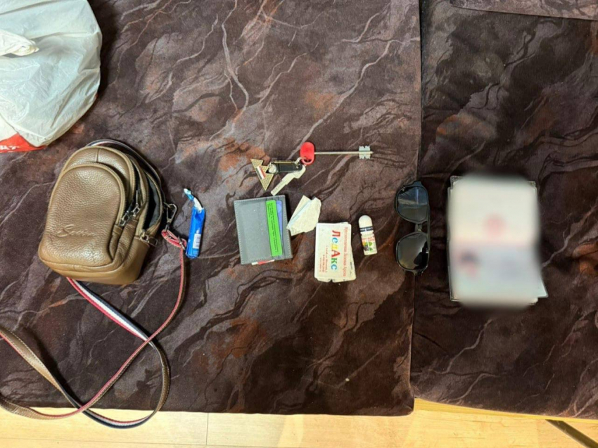 Ростовчанин обокрал соседей, которые забыли запереть дверь 