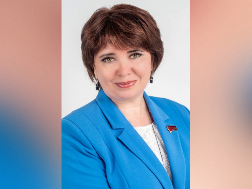 Известная депутат Ростова Наталья Оськина отмечает день рождения