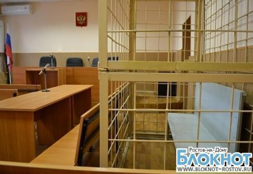 Экс-чиновники ростовского Минздрава объявлены в федеральный розыск после побега из суда
