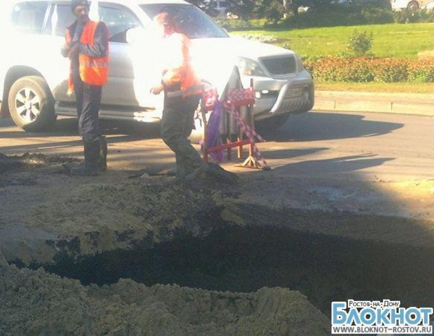 Ростовский Водоканал оштрафуют за яму, в которой утонула иномарка «Шкода Фабиа»