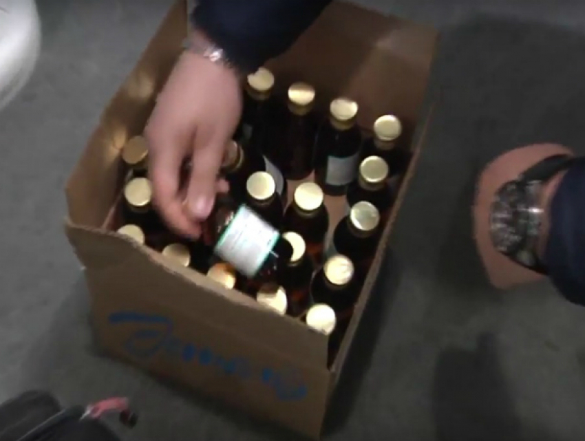 Около 600 литров контрафактного «Боярышника» и других спиртовых лосьонов обнаружили в магазинах Ростова