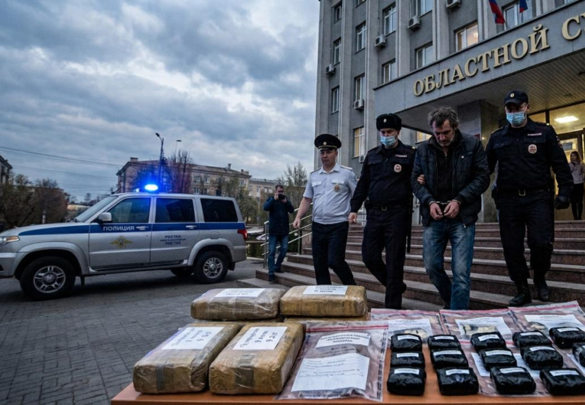 Ростовчанин не смог отбить у суда 14 лет колонии за девять килограммов наркотиков в тайнике