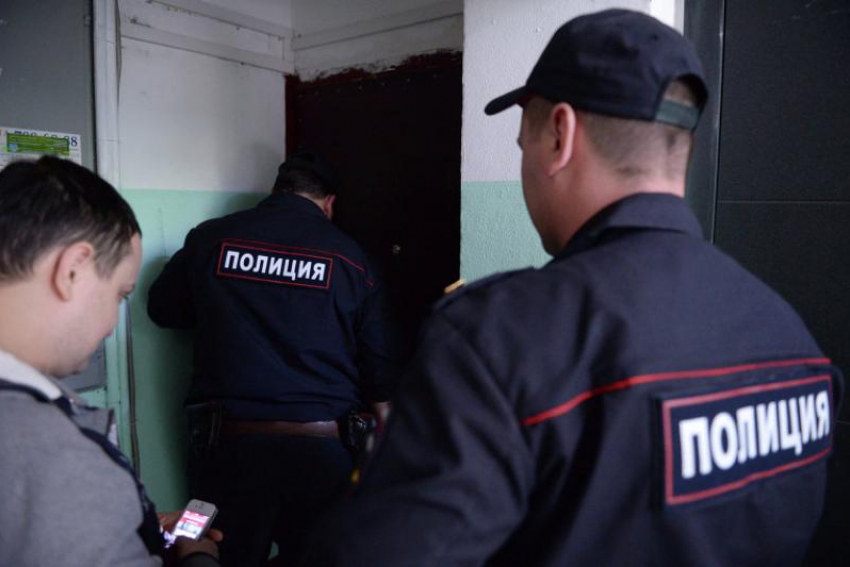 В Ростове-на-Дону полиция начала поквартирный обход домов в районе Театральной площади