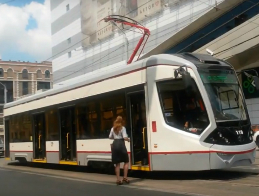 Горожанин нашел на центральной улице Ростова «лишние» трамвайные остановки