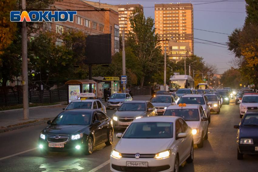 На три недели частично ограничат проспект Нагибина в Ростове 