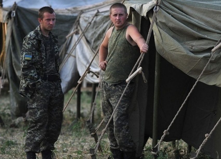 Группа из 17 украинских военных перешла через границу в Ростовской области и попросила убежища