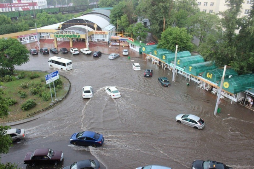 В Ворошиловском районе Ростова затоплены дома
