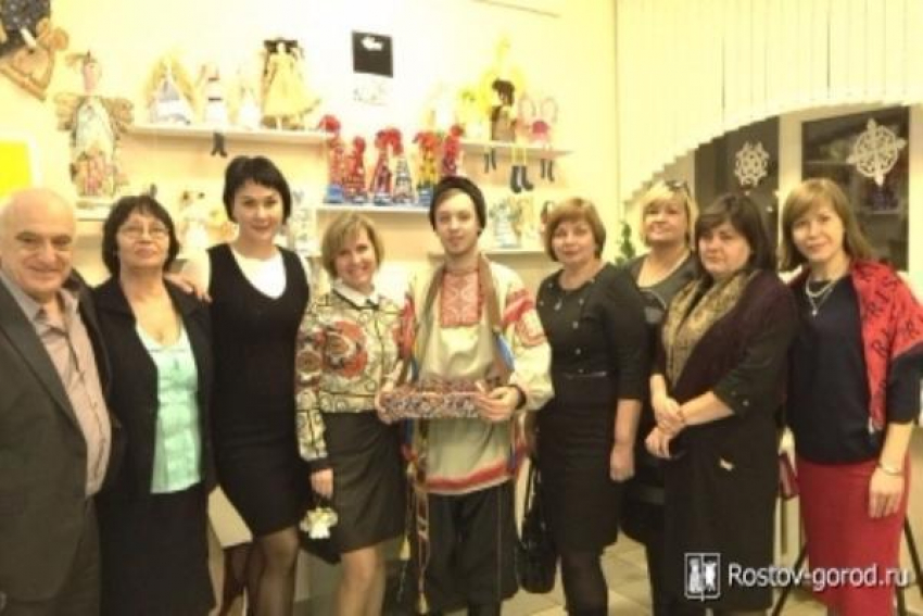 В Ростове открылась выставка-конкурс «Ангел с небушка спустился…»