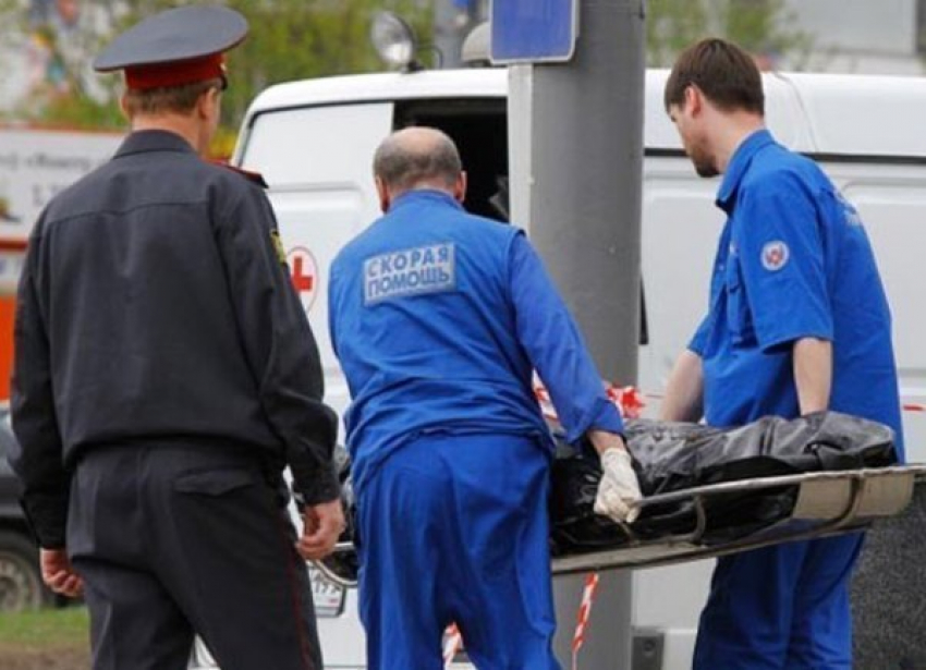 В страшном ДТП в Ростовской области погибли пятеро военнослужащих и 15 пострадали