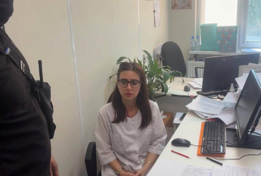 В Ростовской области психиатра задержали за вымогательство взяток у пациентов