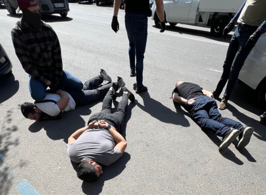 Ростовчанина осудили за попытку выманить 3 млн рублей у владельца аптек