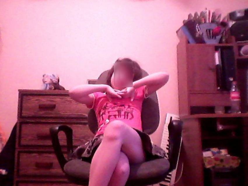 Пенсионер из Шахт показал школьнице фильм «для взрослых» и попал под следствие 