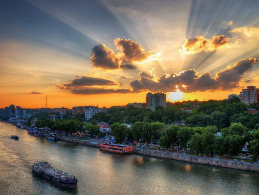 Солнечный и теплый субботний выходной обещают синоптики жителям Ростова