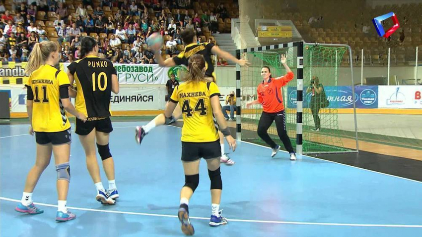 Гандболистки Ростова выиграли в первом матче ¼ финала