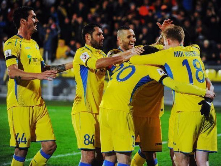 Самый массовый в истории «десант» болельщиков «Ростова» прибудет на ответную битву в Прагу