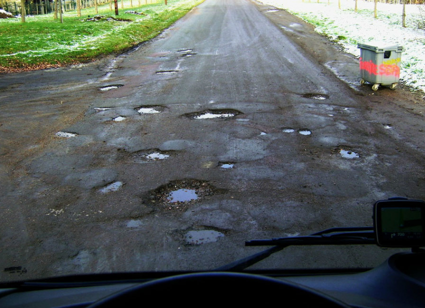 Жители Турмалиновской жалуются на отсутствие дороги