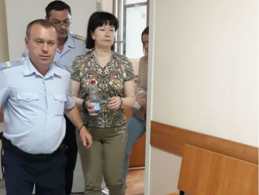 Суд отправил бывшую жену Вячеслава Цеповяза в СИЗО до 23 августа 