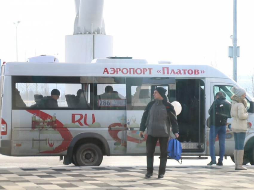 Новые трудности организовали для ростовчан хитрые маршрутчики аэропорта «Платов"