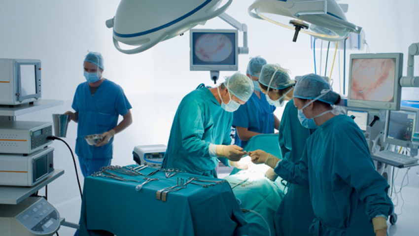 Опасный хирургический шелк «МедиаМед» поставлял в ростовские больницы