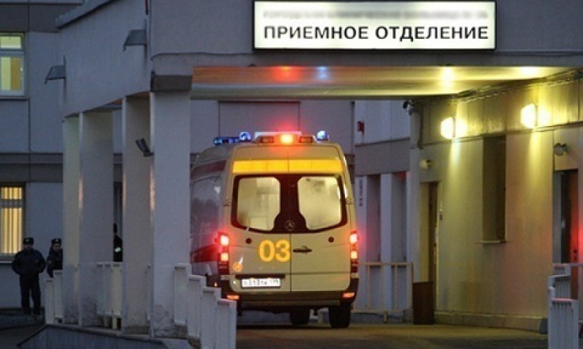 В центре Ростова маршрутка попала в аварию, есть пострадавшие