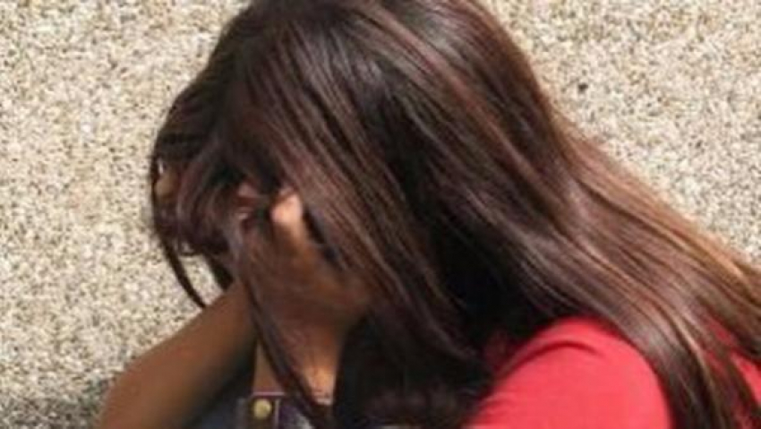 Над больной 13-летней девочкой надругался дончанин 