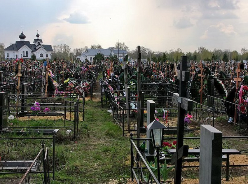 На содержание кладбищ в Ростове власти направят почти 25 миллионов рублей
