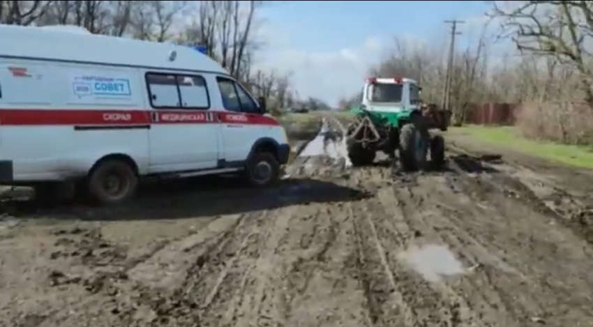 В Ростовской области отремонтируют улицу, где умер мужчина, не дождавшийся скорой помощи
